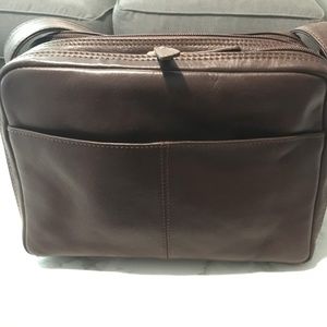 Genuine Leather Brown Purse with Pockets- NWT